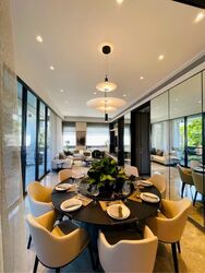 Nouvel 18 (D10), Condominium #567743261